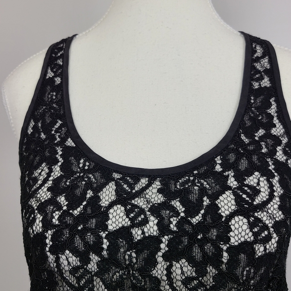 Wilfred Black Sheer Lace Silk-Trim Tank Top Women’s XS Elegant Minimalist - Picture 4 of 6